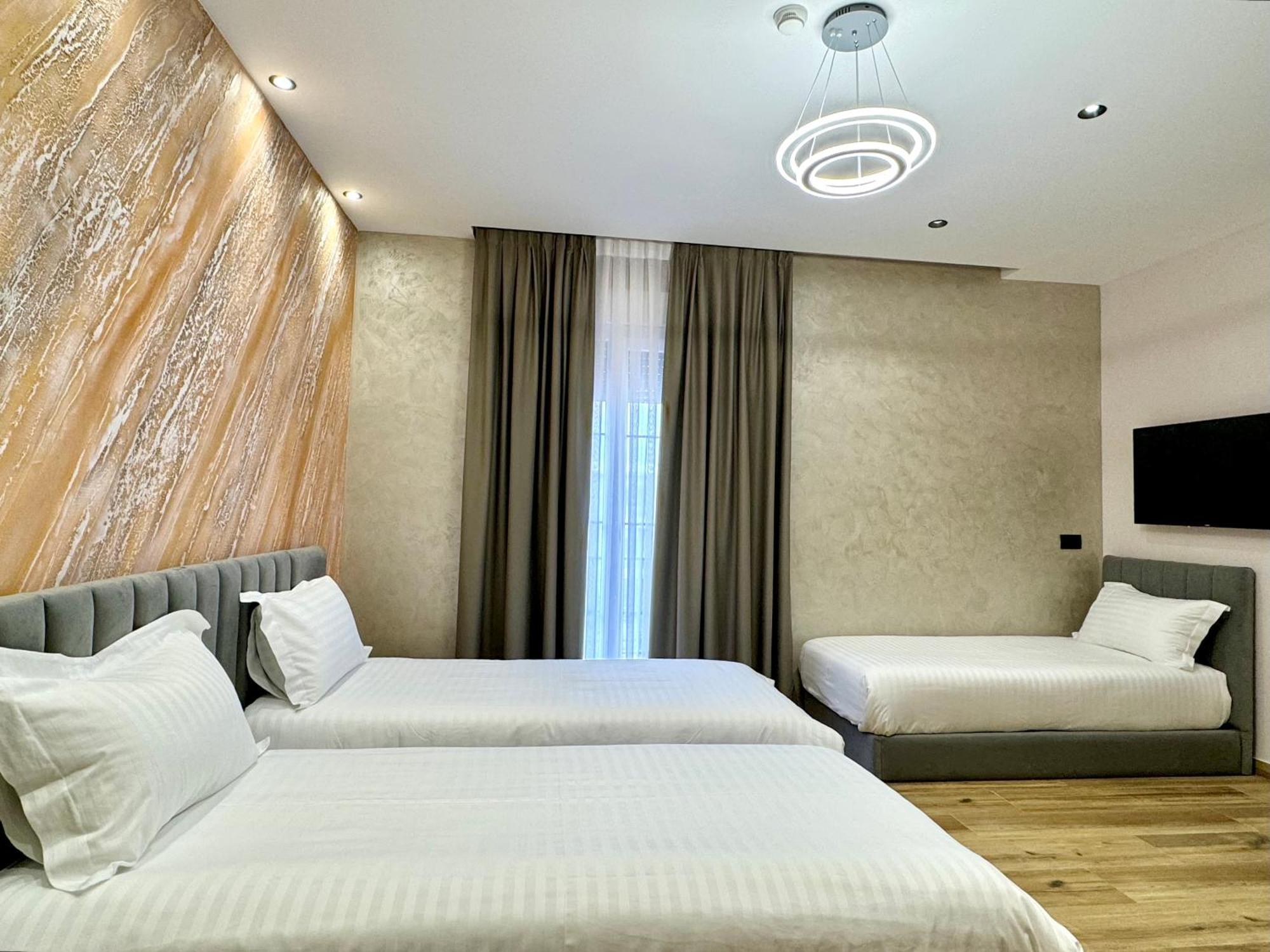 Residence Inn Hotel Тирана Екстер'єр фото