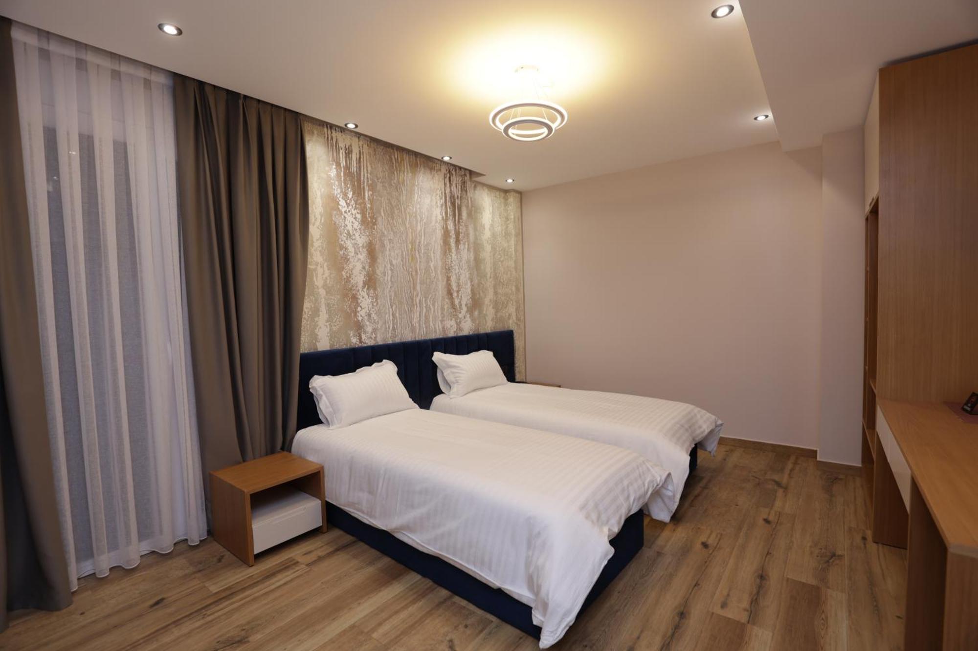 Residence Inn Hotel Тирана Екстер'єр фото