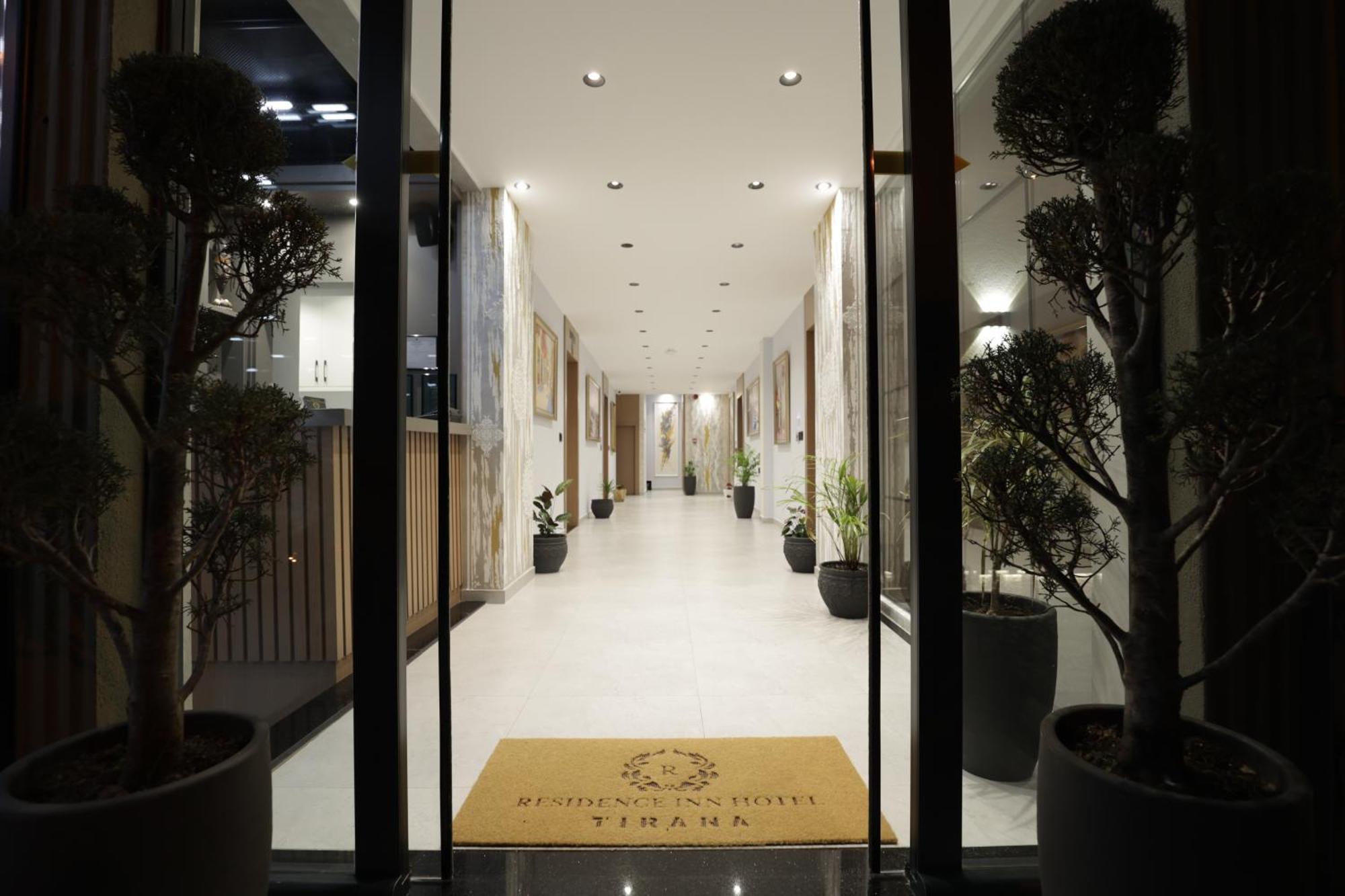 Residence Inn Hotel Тирана Екстер'єр фото