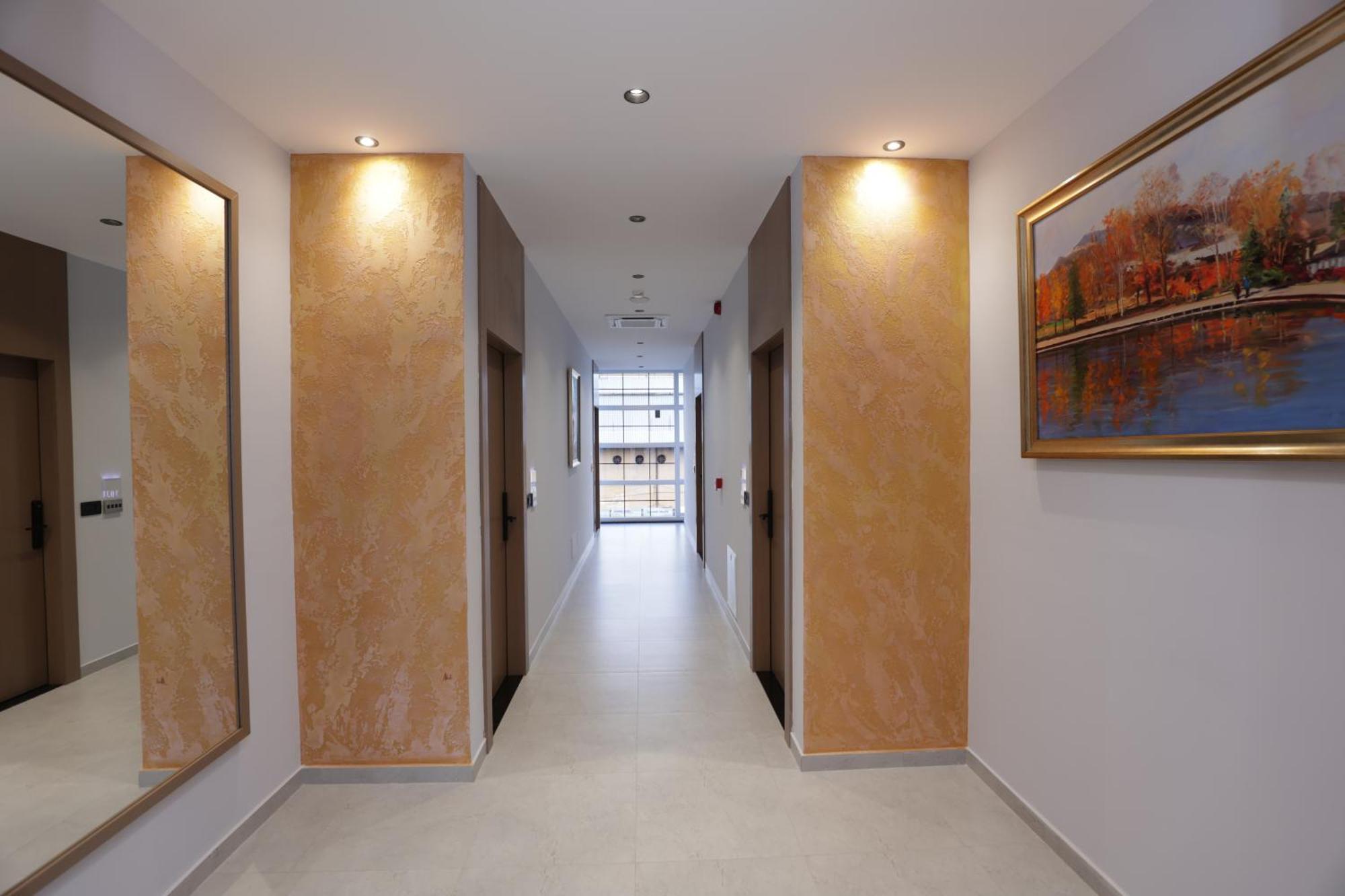 Residence Inn Hotel Тирана Екстер'єр фото