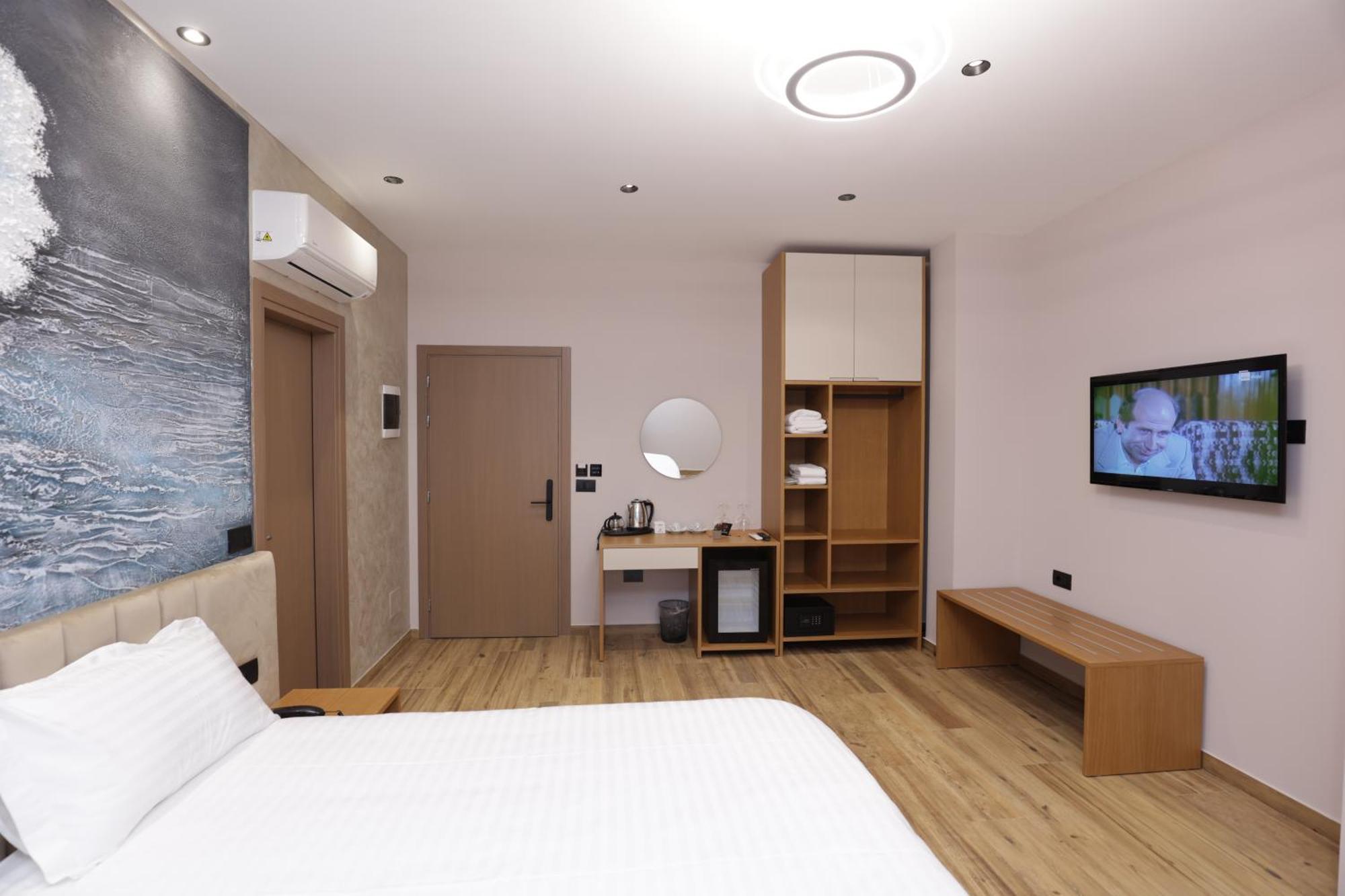 Residence Inn Hotel Тирана Екстер'єр фото